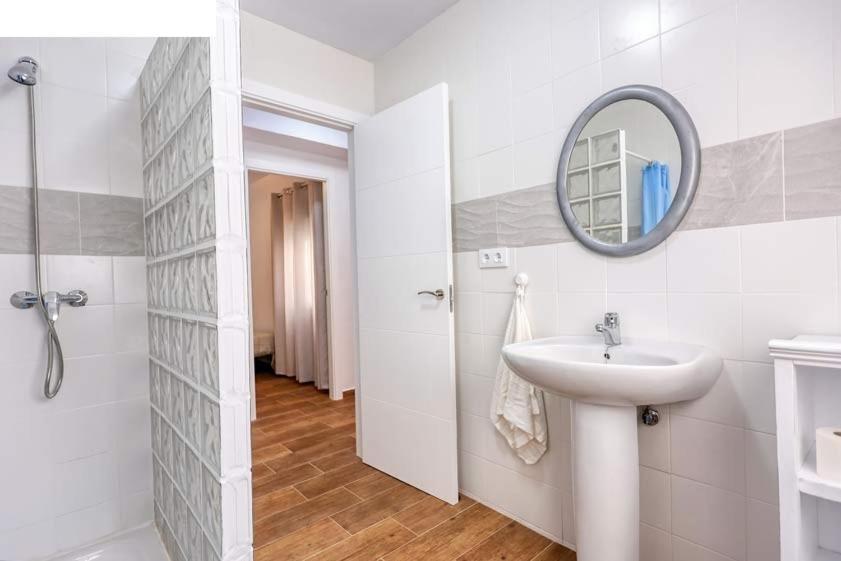 Вілла Casa Gardenia A 200M Playa Solo Familias Коніль-де-ла-Фронтера Екстер'єр фото